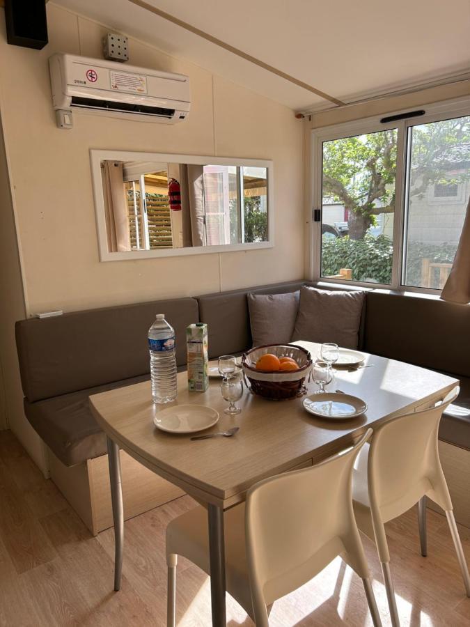 Les Mobil Homes De Naka, Une Entree Gratuite Pour La Reserve Africaine Пор-ла-Нувел Екстериор снимка